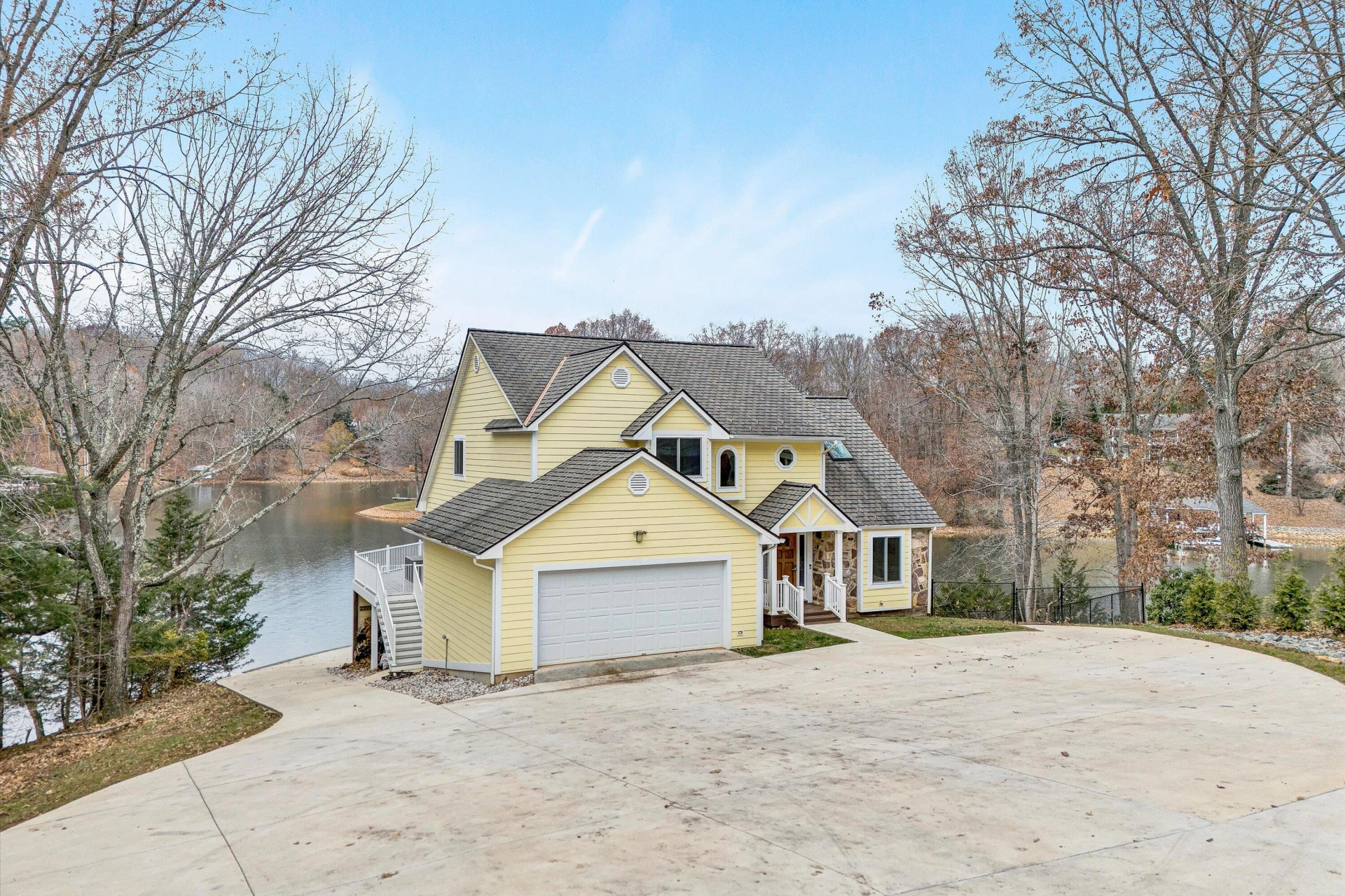 218 Twin Chimneys DR - Photo 9