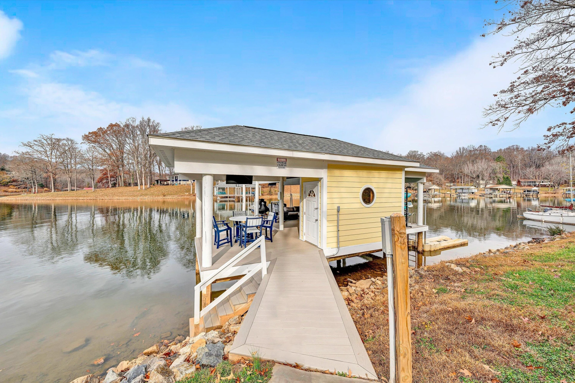 218 Twin Chimneys DR - Photo 38