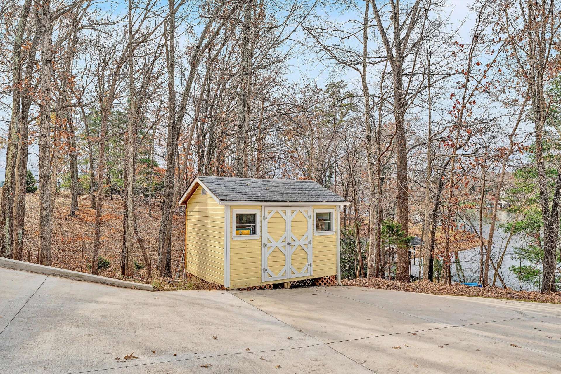 218 Twin Chimneys DR - Photo 45