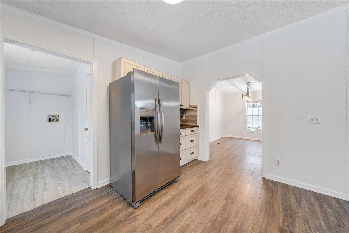 405 Harbor TRL - Photo 12