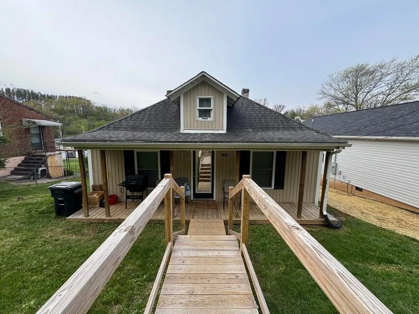 323 Craig AVE