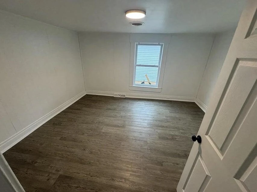 323 Craig AVE - Photo 11