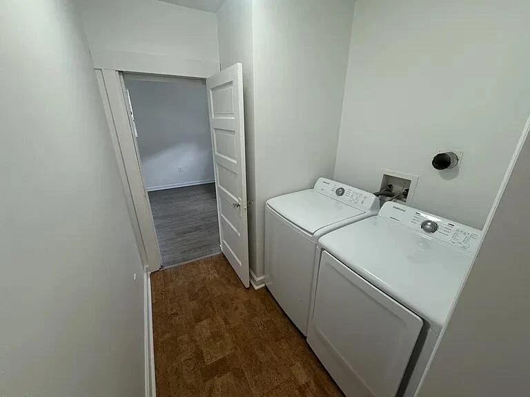 323 Craig AVE - Photo 7