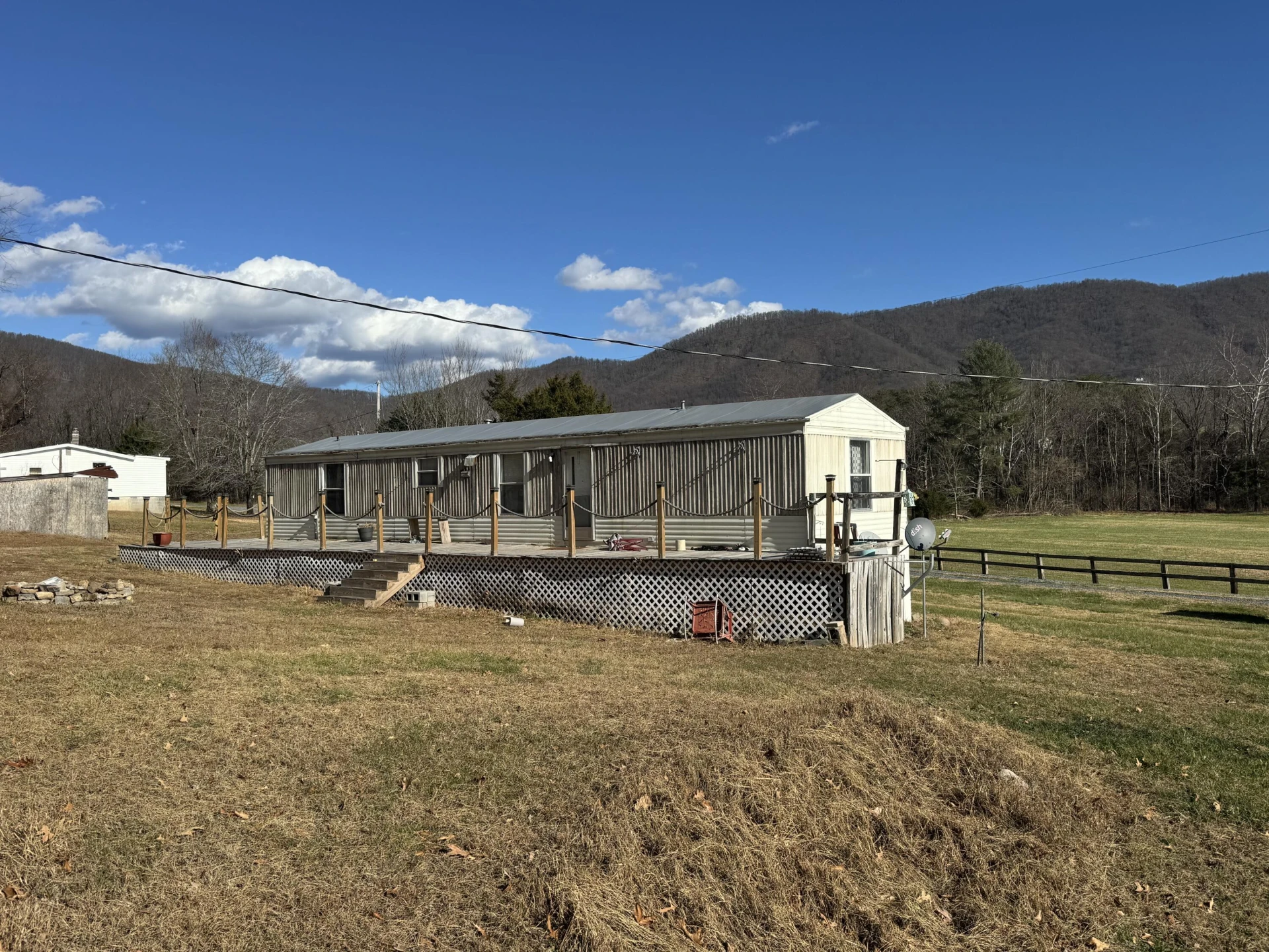 1333 Falling Leaf LN - Photo 3