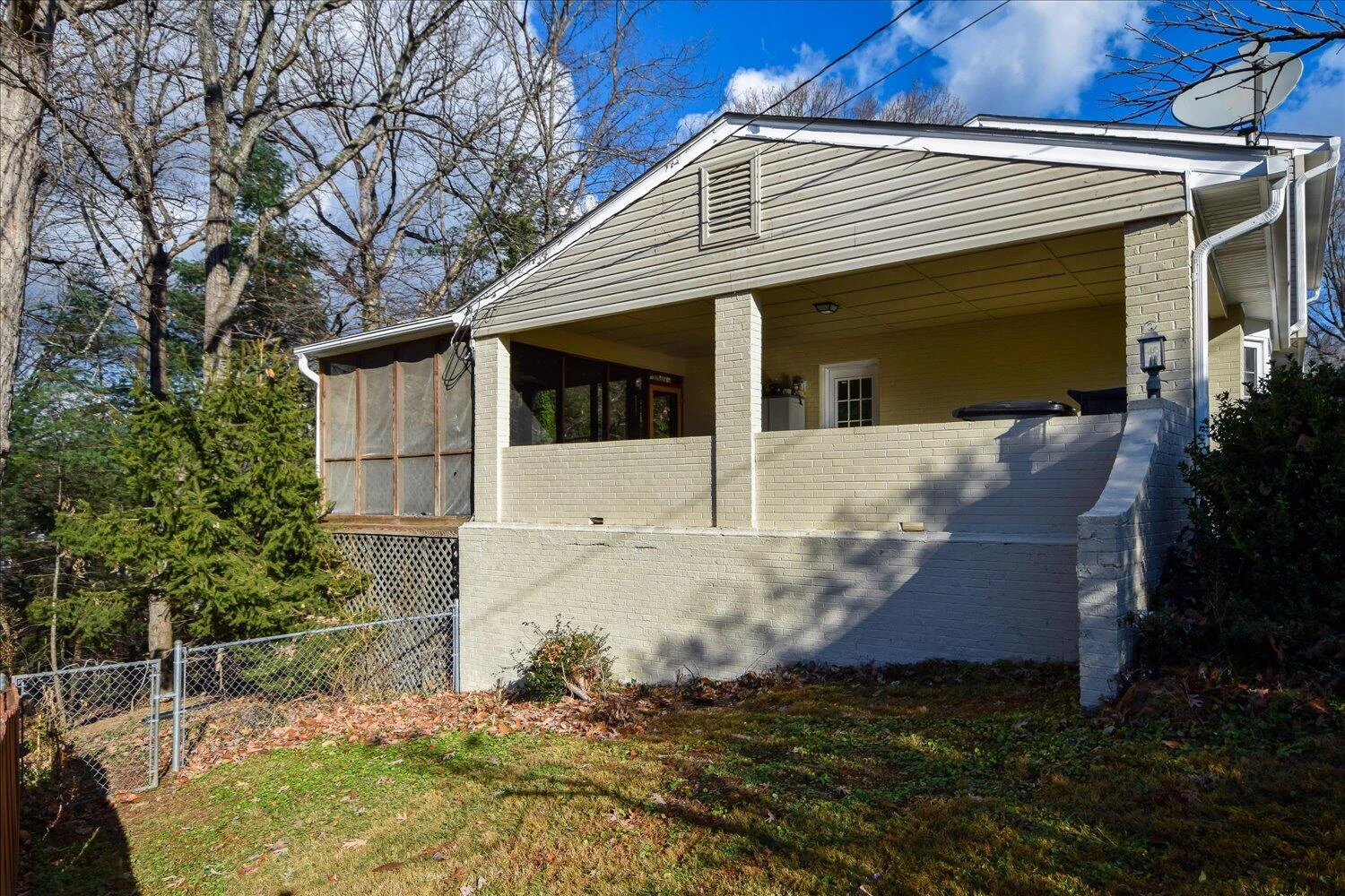 5811 Penguin DR - Photo 29