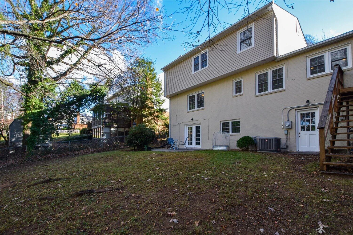 5811 Penguin DR - Photo 30