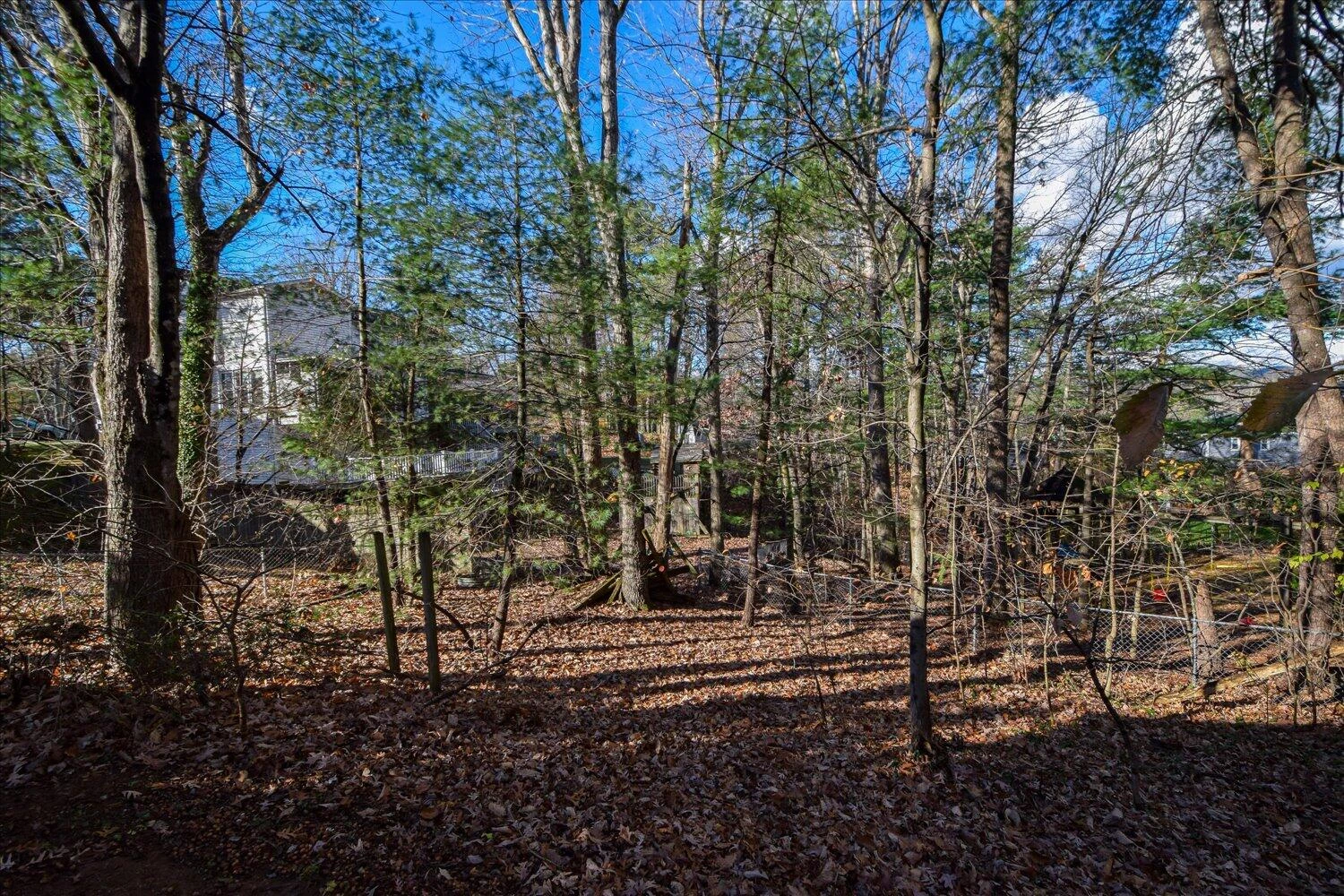 5811 Penguin DR - Photo 35