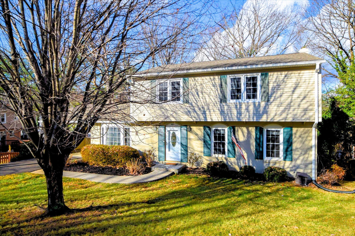 5811 Penguin DR - Photo 5