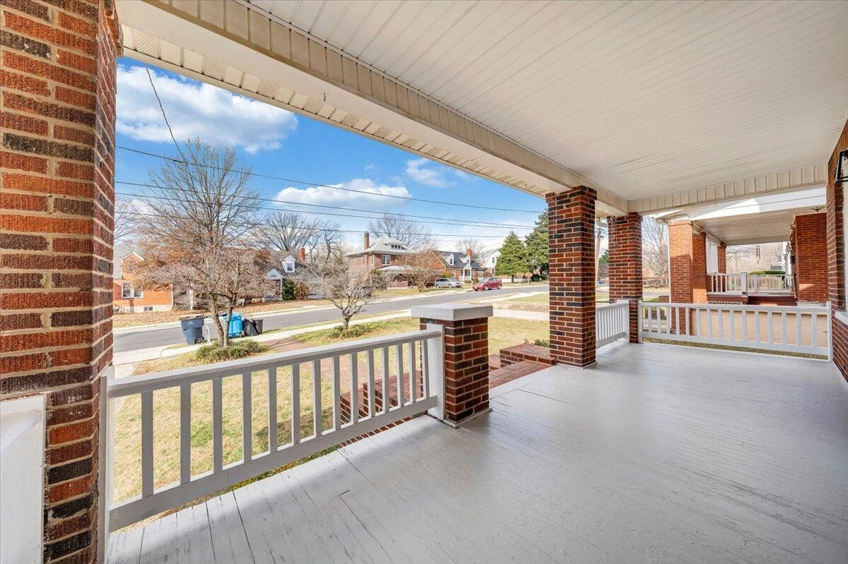 177 Huntington BLVD NE - Photo 27