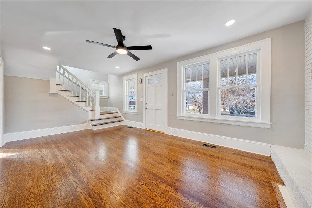 177 Huntington BLVD NE - Photo 8