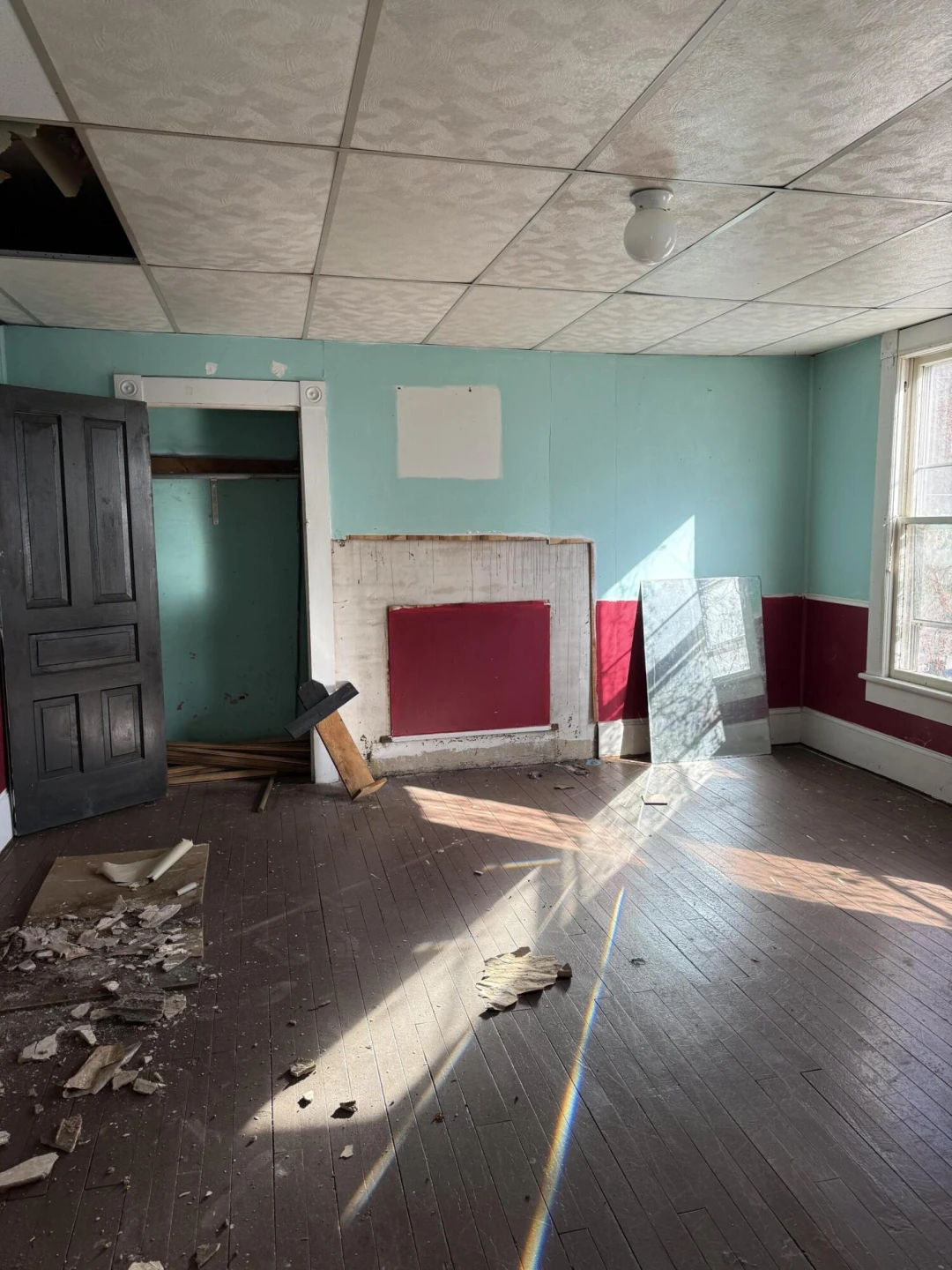 605 Roxbury ST - Photo 11