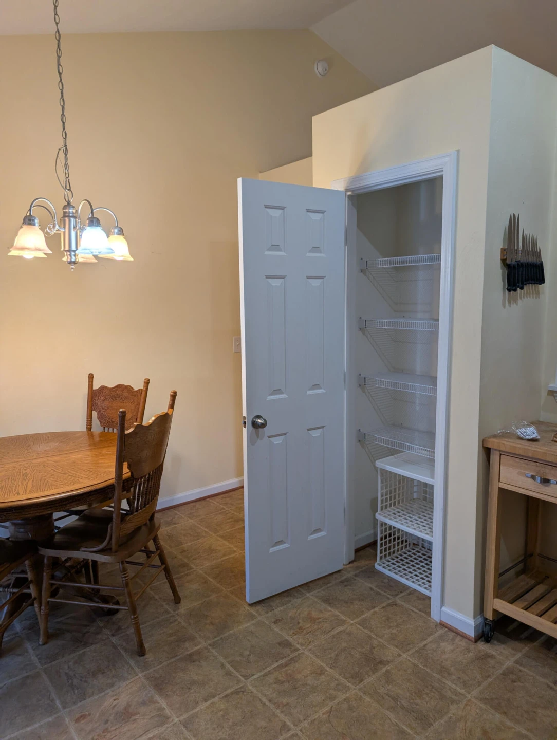 1126 Gearhart RD SE - Photo 5