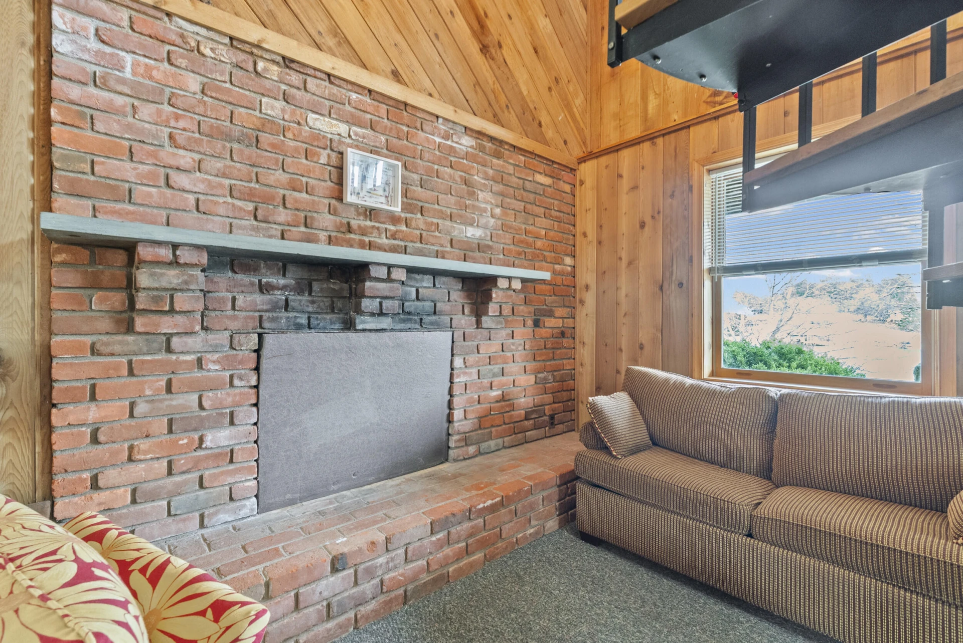 1392 Hermitage CIR - Photo 13