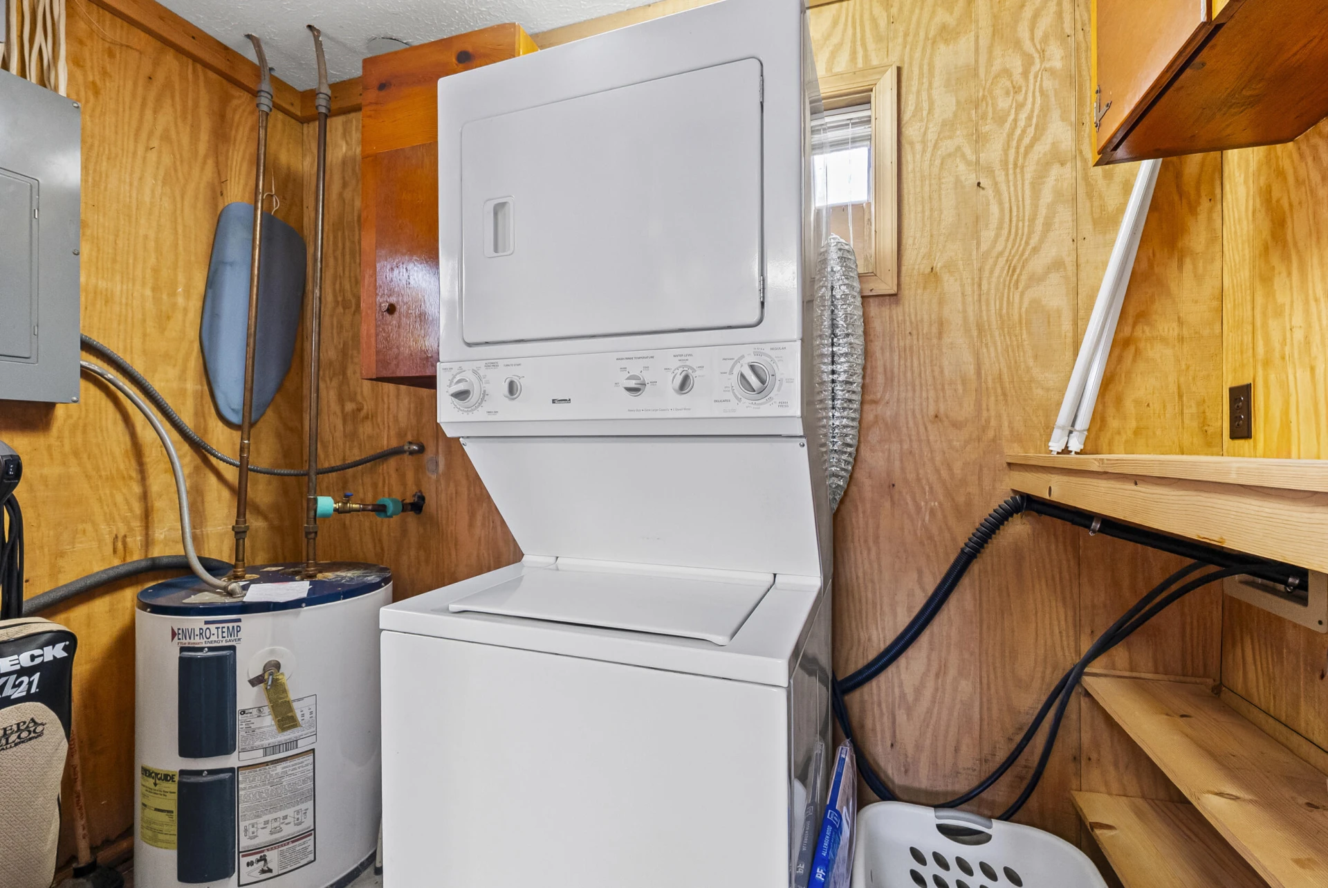 1392 Hermitage CIR - Photo 17