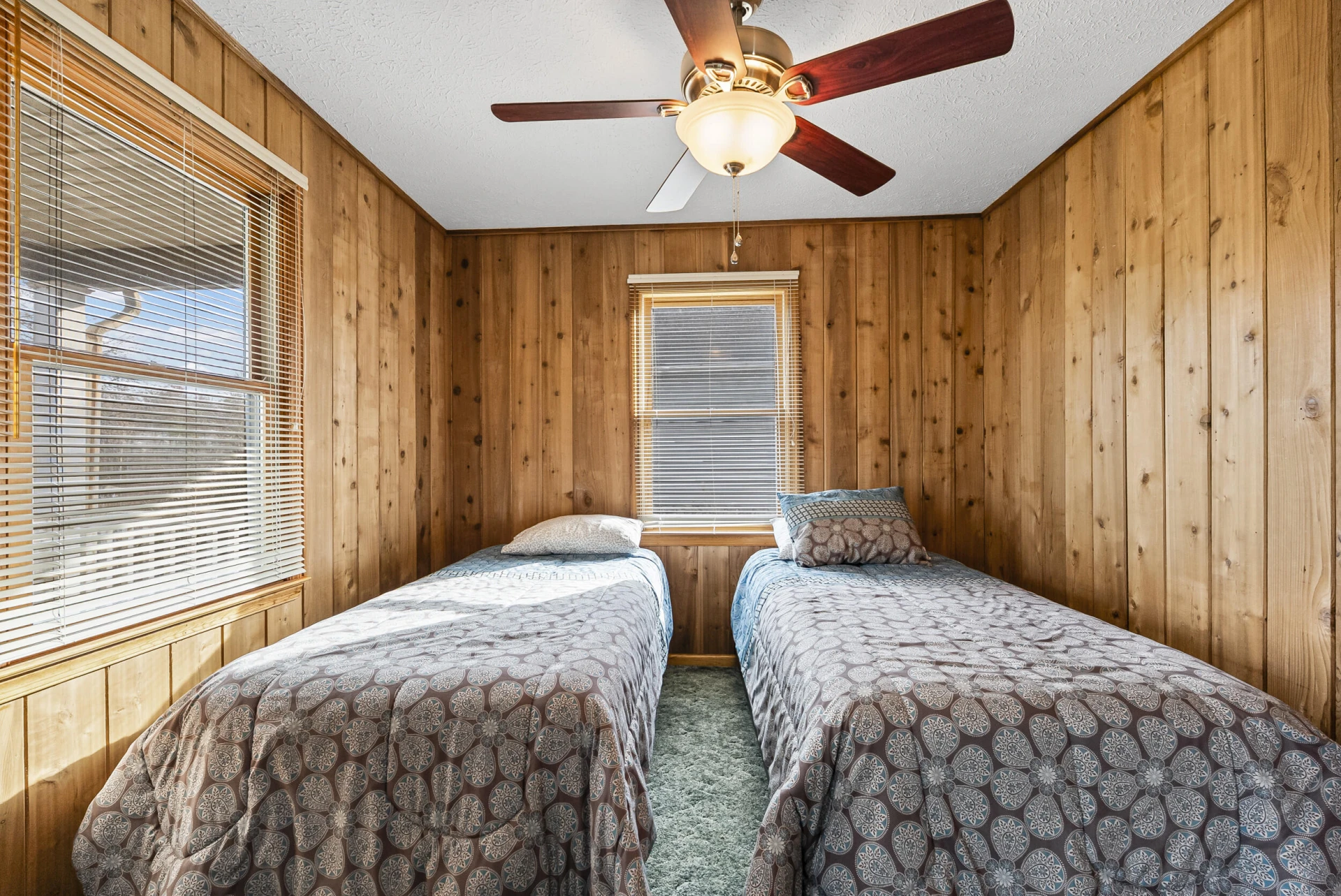 1392 Hermitage CIR - Photo 21