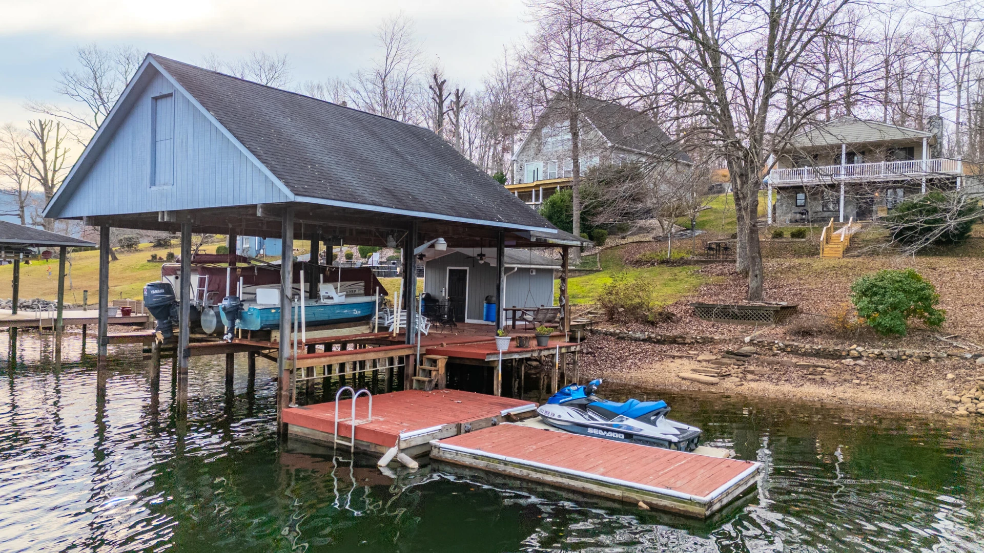 1392 Hermitage CIR - Photo 3