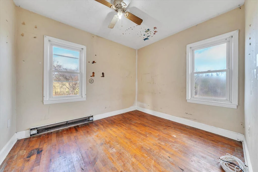 2744 Pecks RD - Photo 14