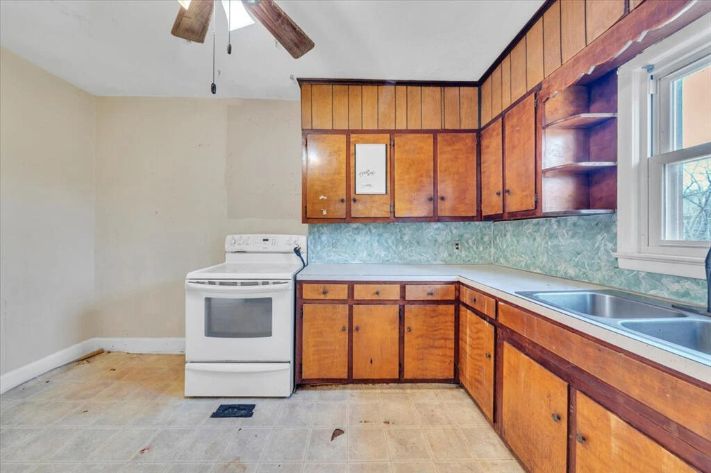 2744 Pecks RD - Photo 22