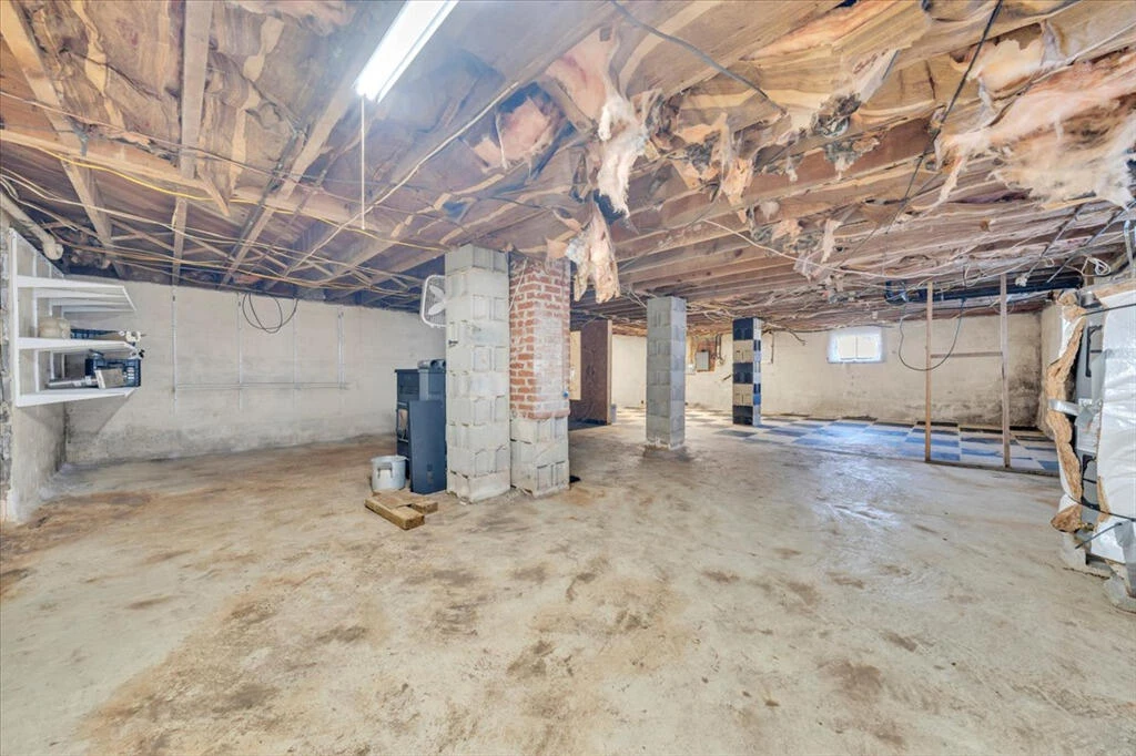 2744 Pecks RD - Photo 28