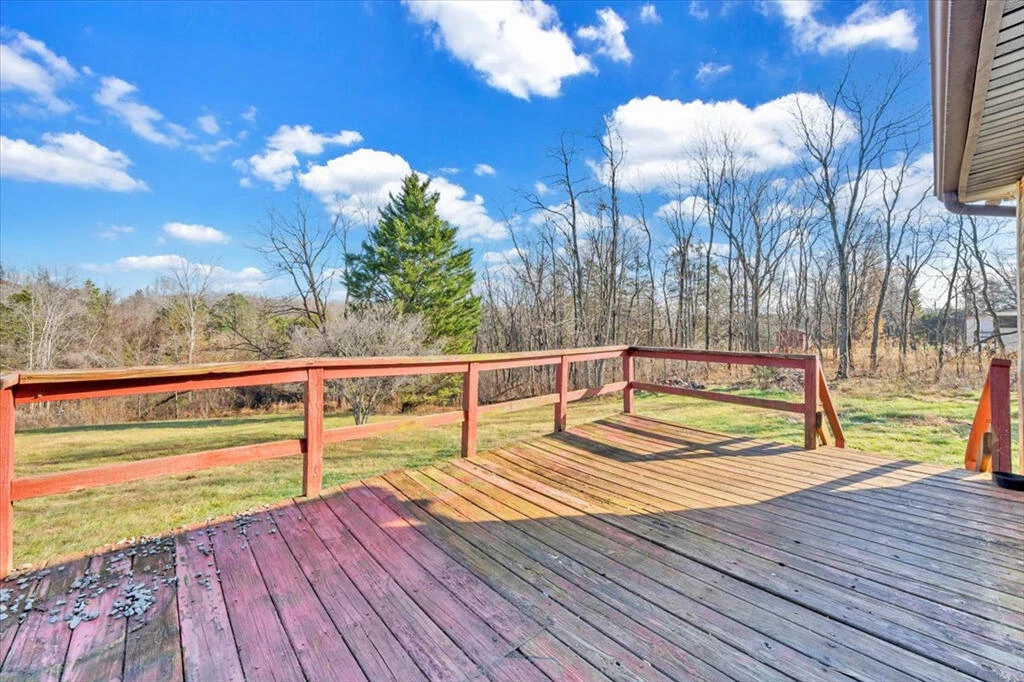 2744 Pecks RD - Photo 32