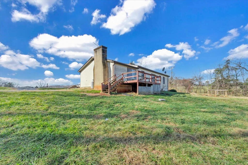 2744 Pecks RD - Photo 41