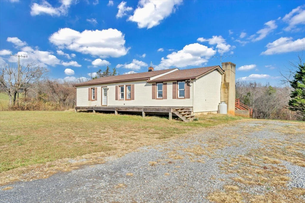 2744 Pecks RD - Photo 50