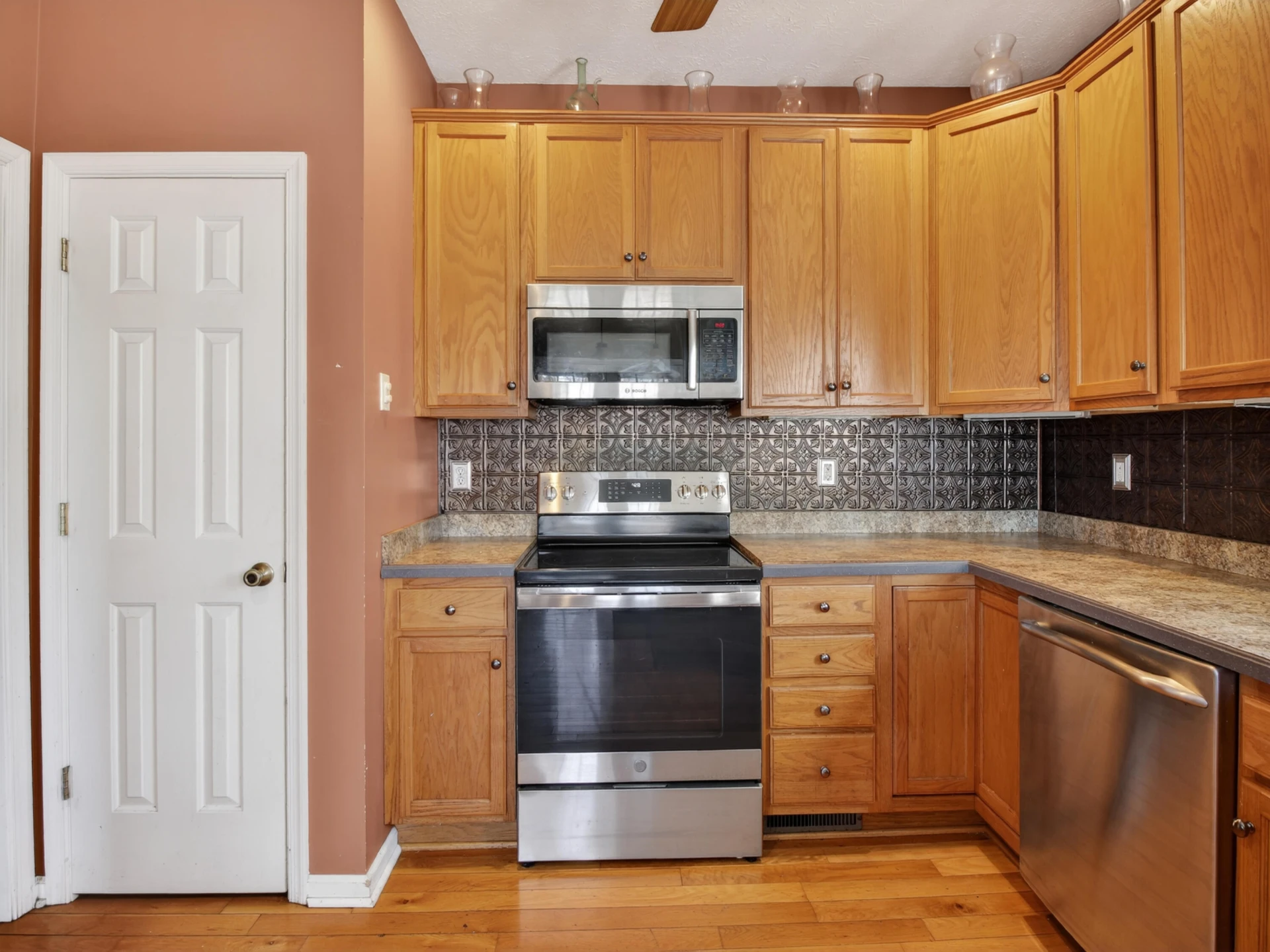 1715 Morewood RD - Photo 12