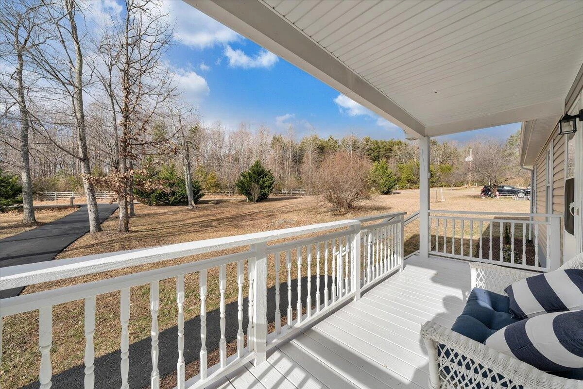 44 Strawberry Banks DR - Photo 38