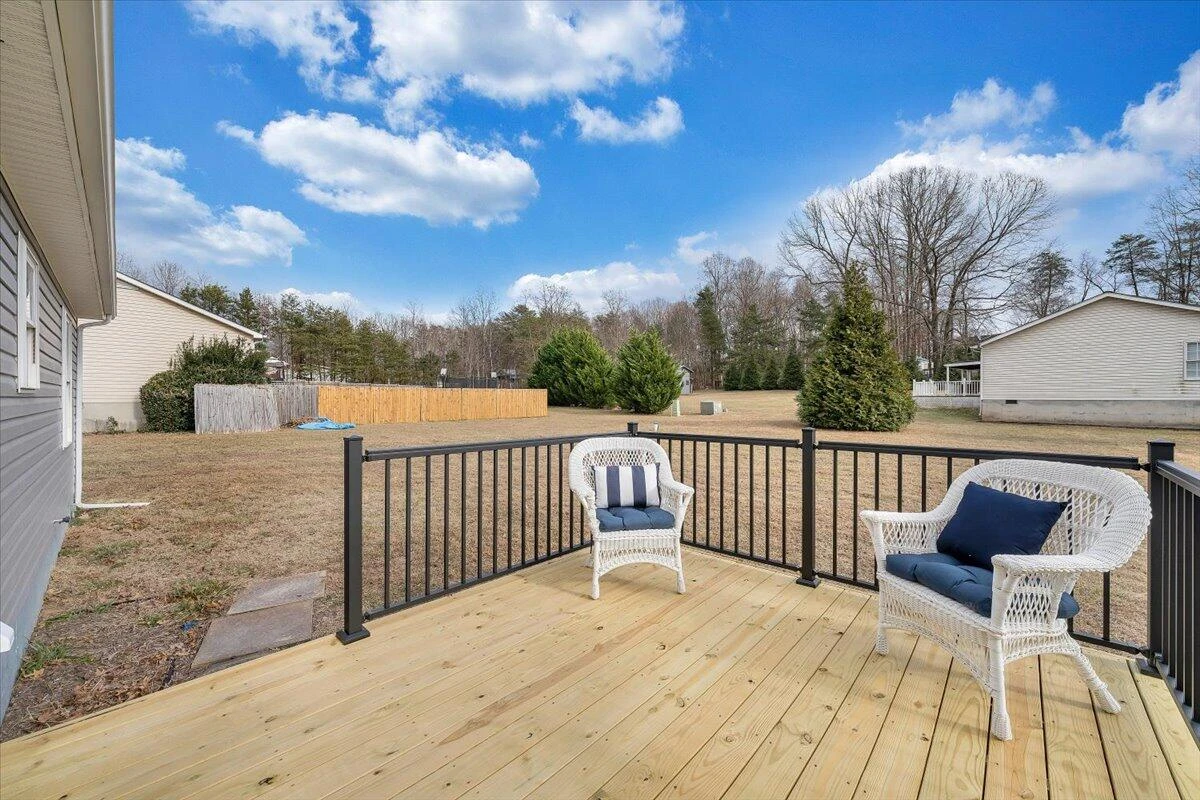 44 Strawberry Banks DR - Photo 39