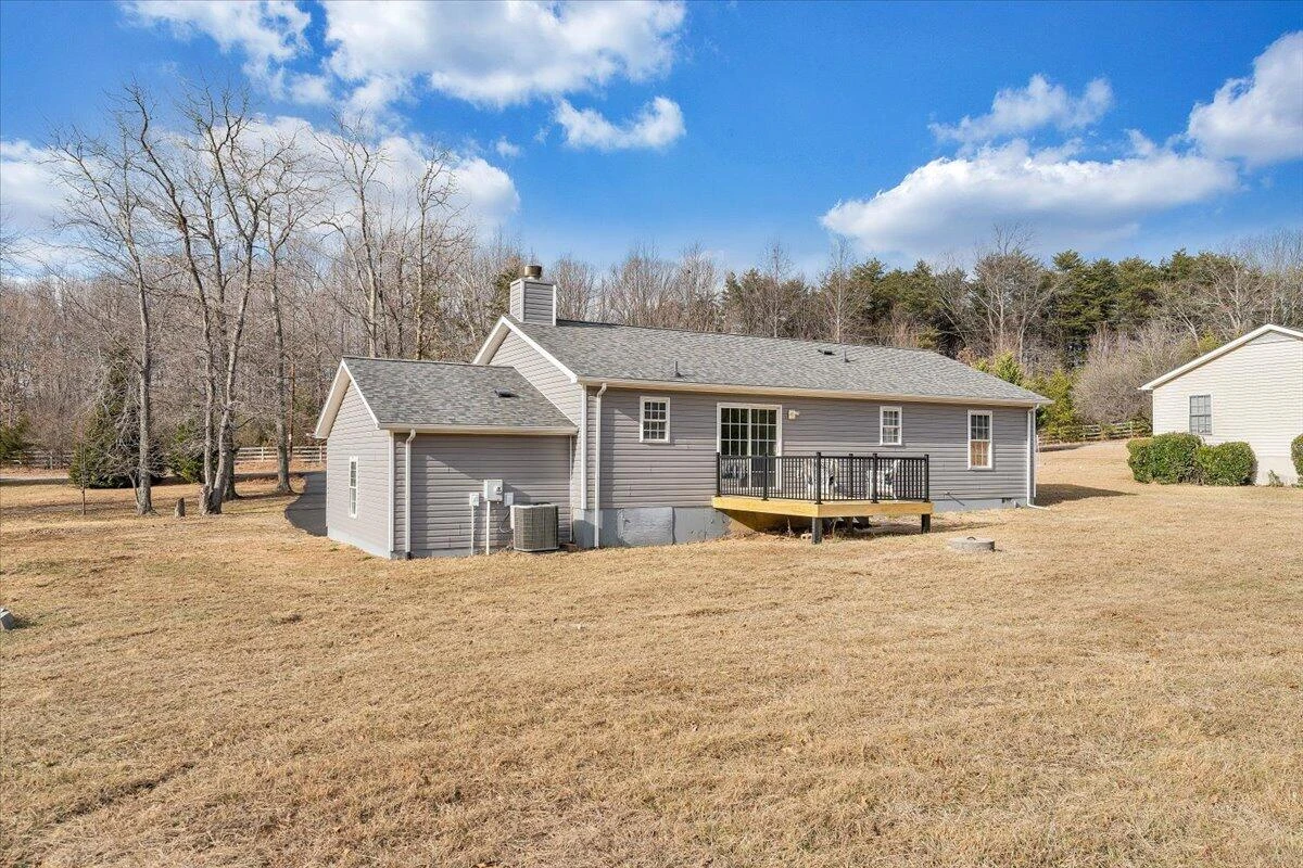 44 Strawberry Banks DR - Photo 43