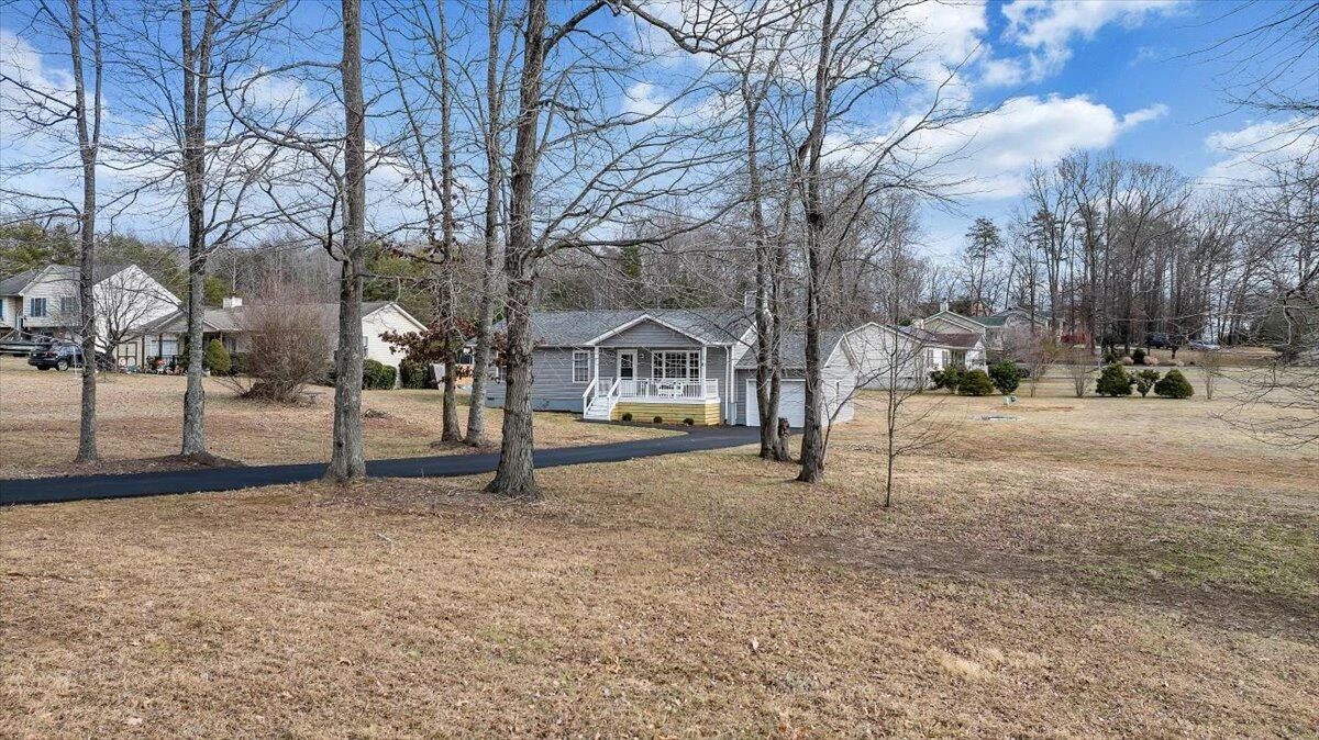44 Strawberry Banks DR - Photo 48