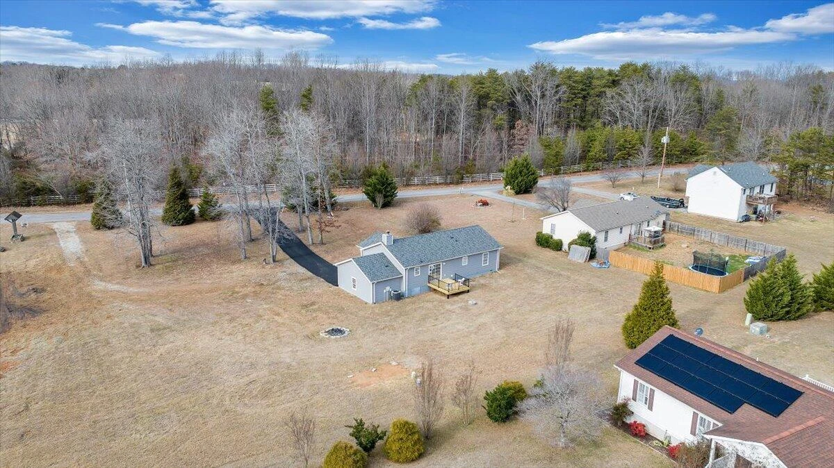 44 Strawberry Banks DR - Photo 62