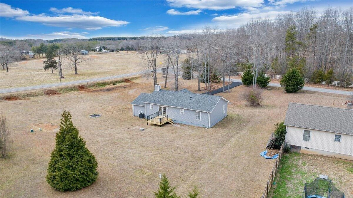 44 Strawberry Banks DR - Photo 68
