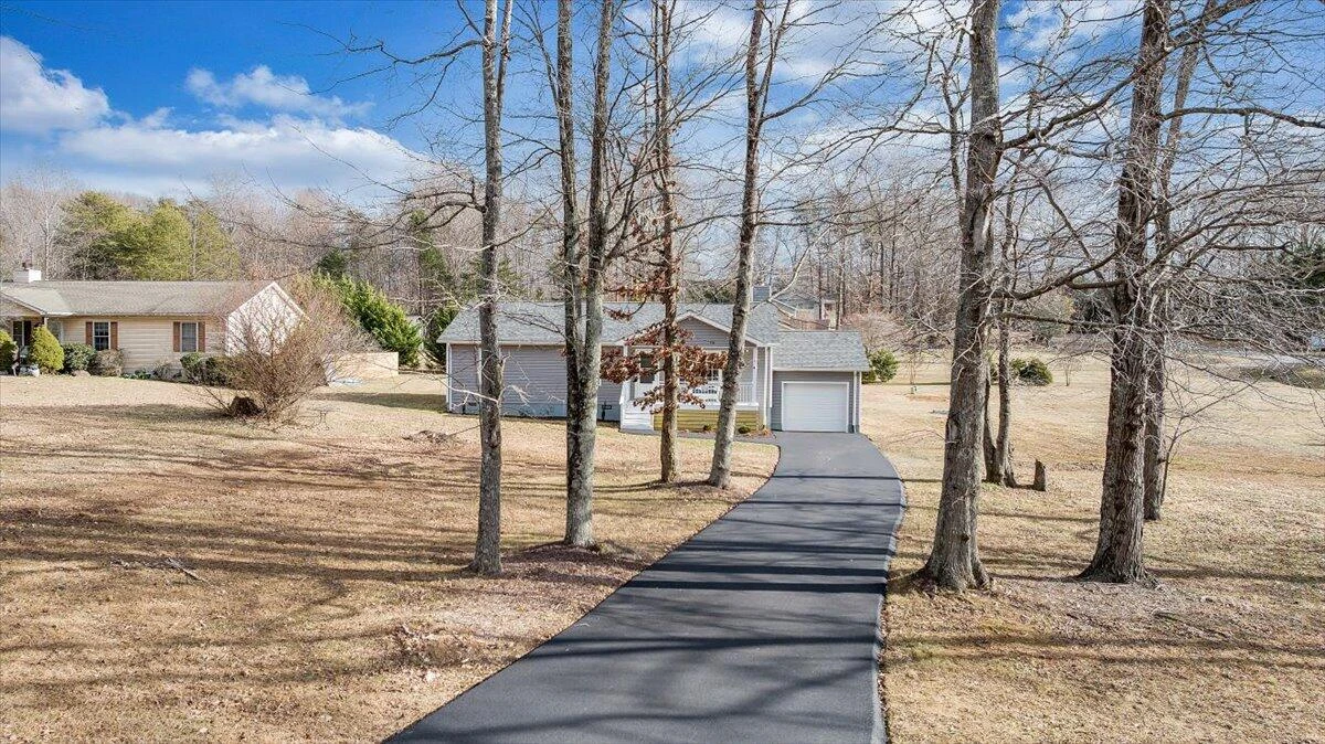 44 Strawberry Banks DR - Photo 75