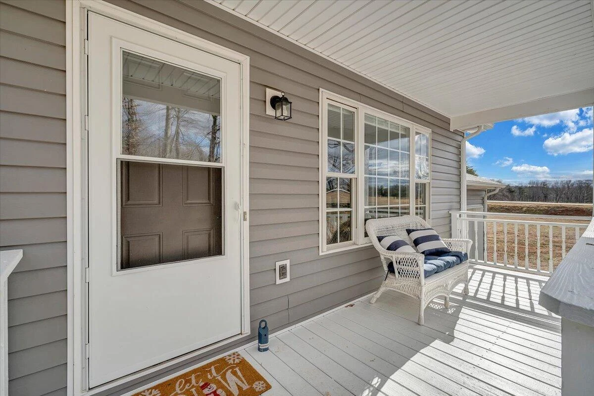 44 Strawberry Banks DR - Photo 9