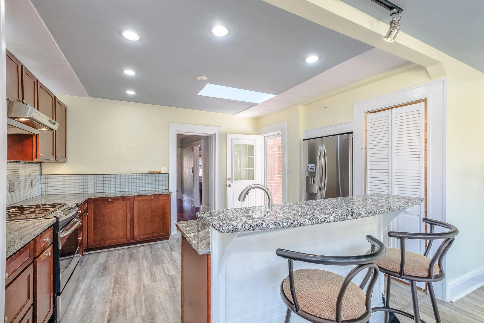 244 Huntington BLVD NE - Photo 23