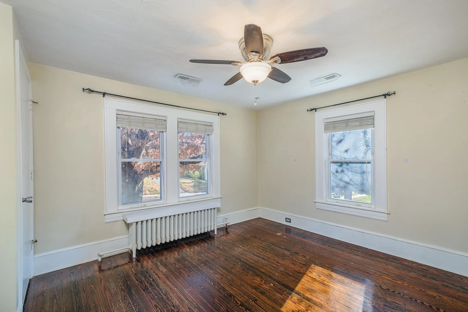 244 Huntington BLVD NE - Photo 35