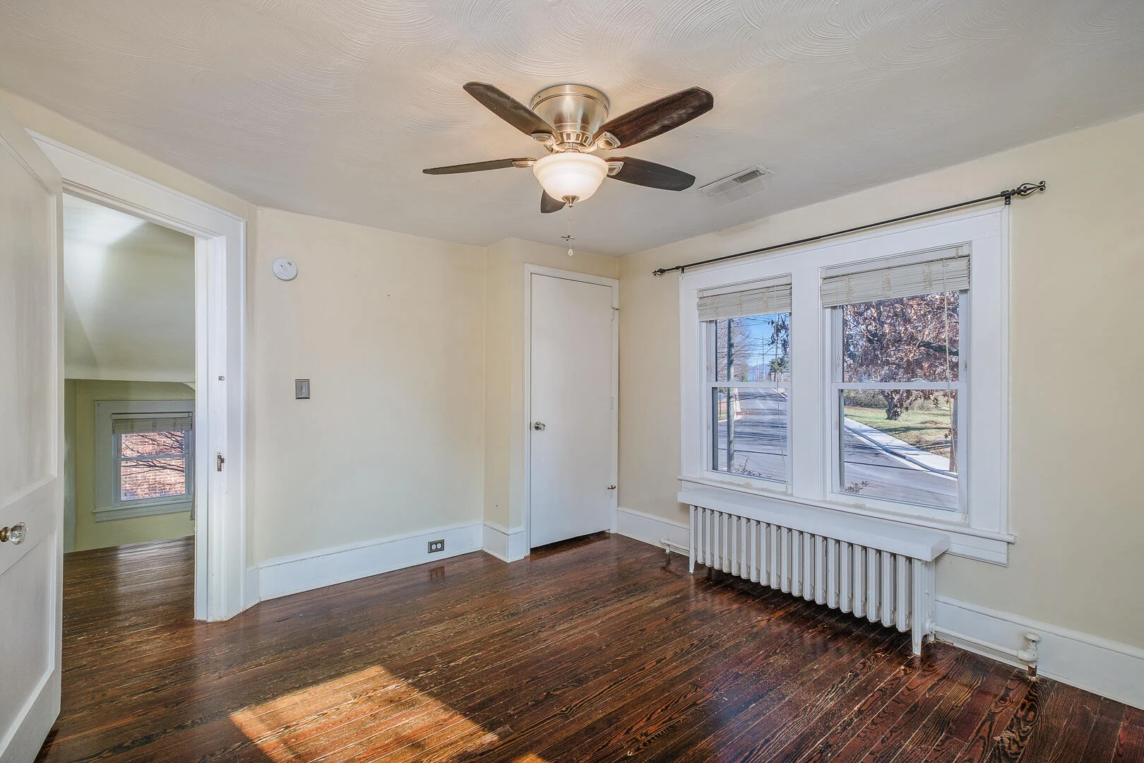 244 Huntington BLVD NE - Photo 36