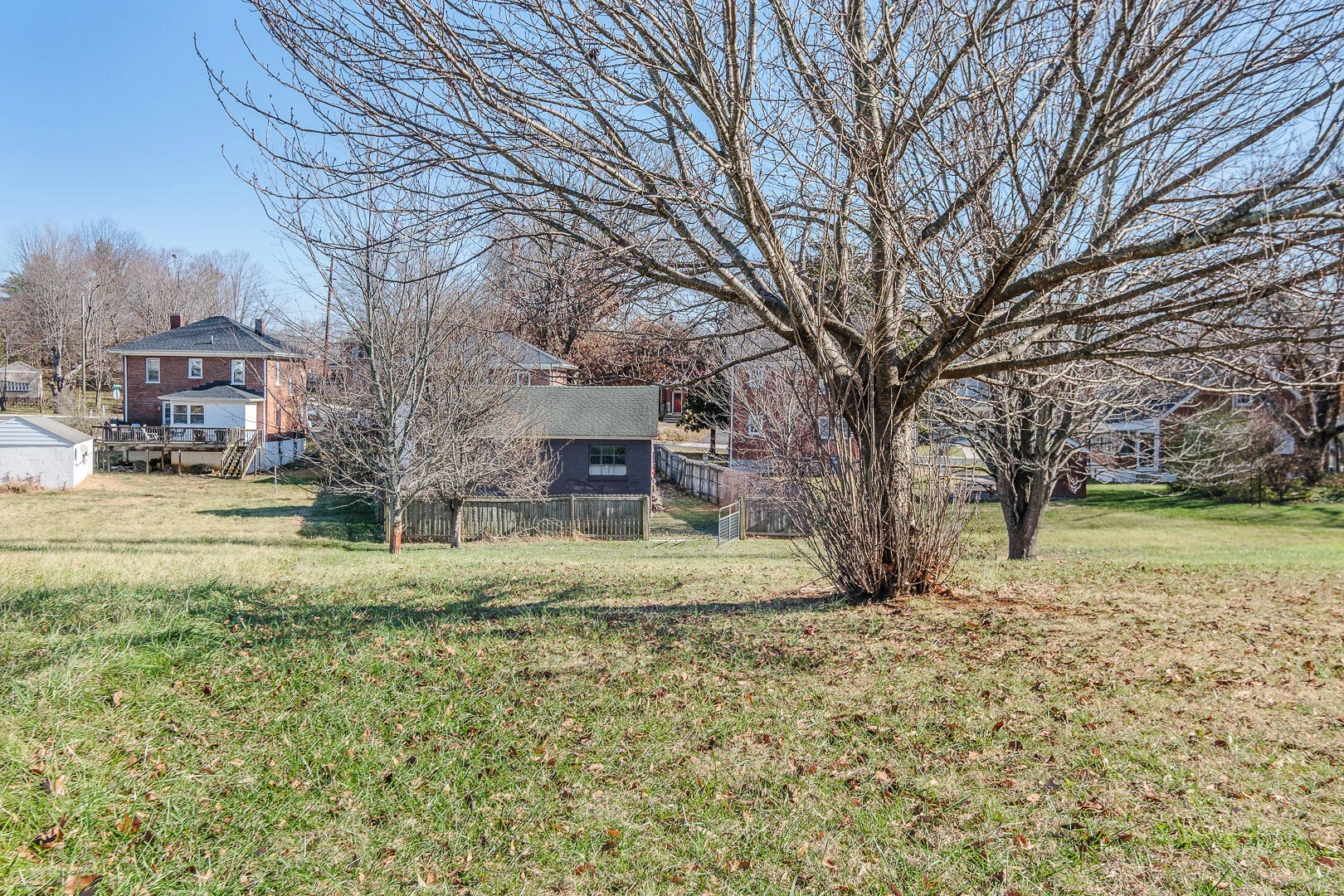 244 Huntington BLVD NE - Photo 49