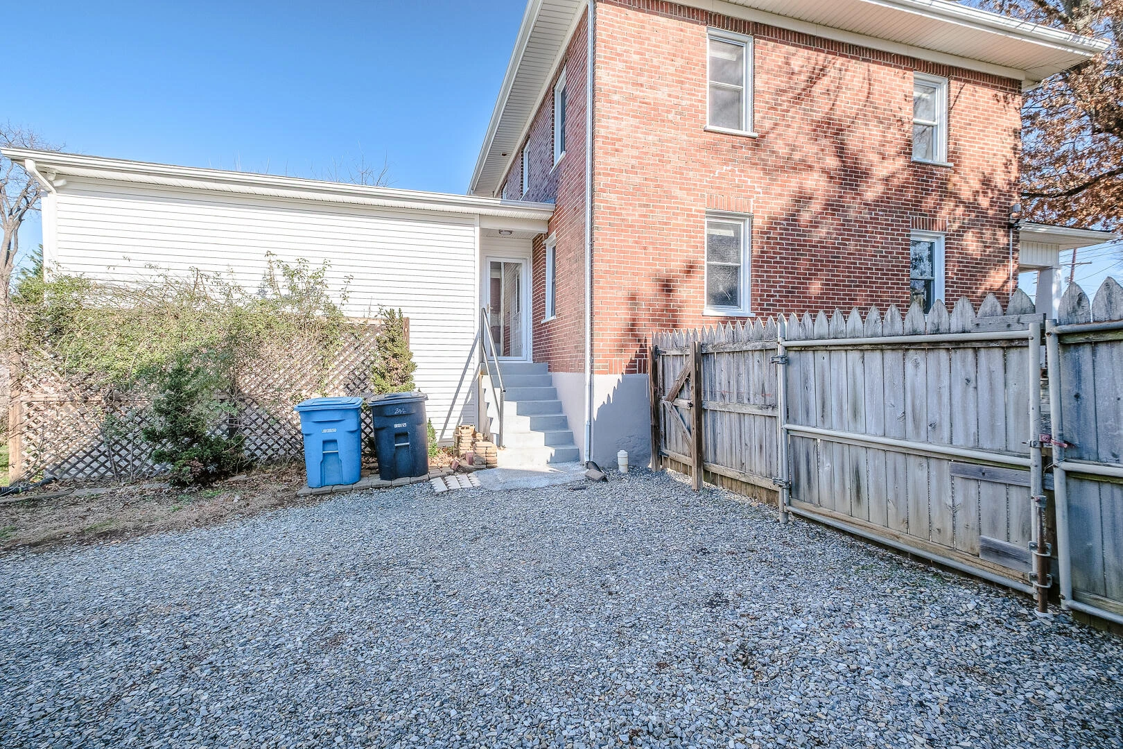 244 Huntington BLVD NE - Photo 11