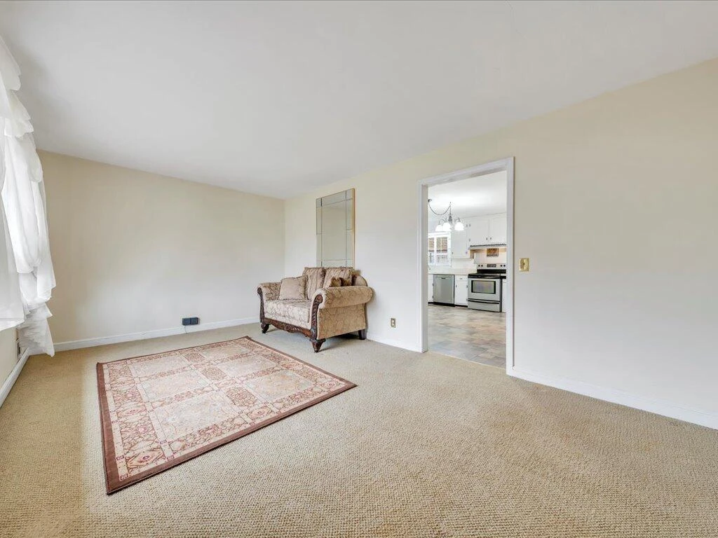 5067 Kings Mountain RD - Photo 2