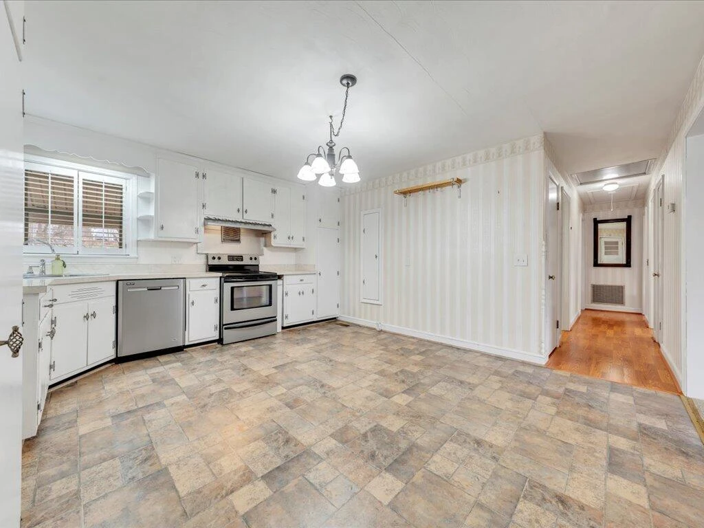 5067 Kings Mountain RD - Photo 7