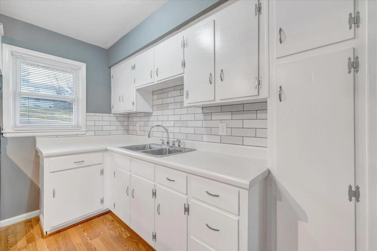 163 Tampa DR - Photo 11