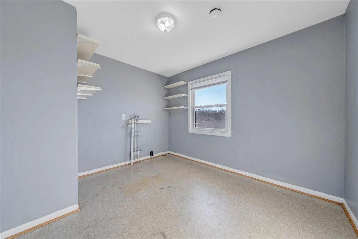 163 Tampa DR - Photo 15
