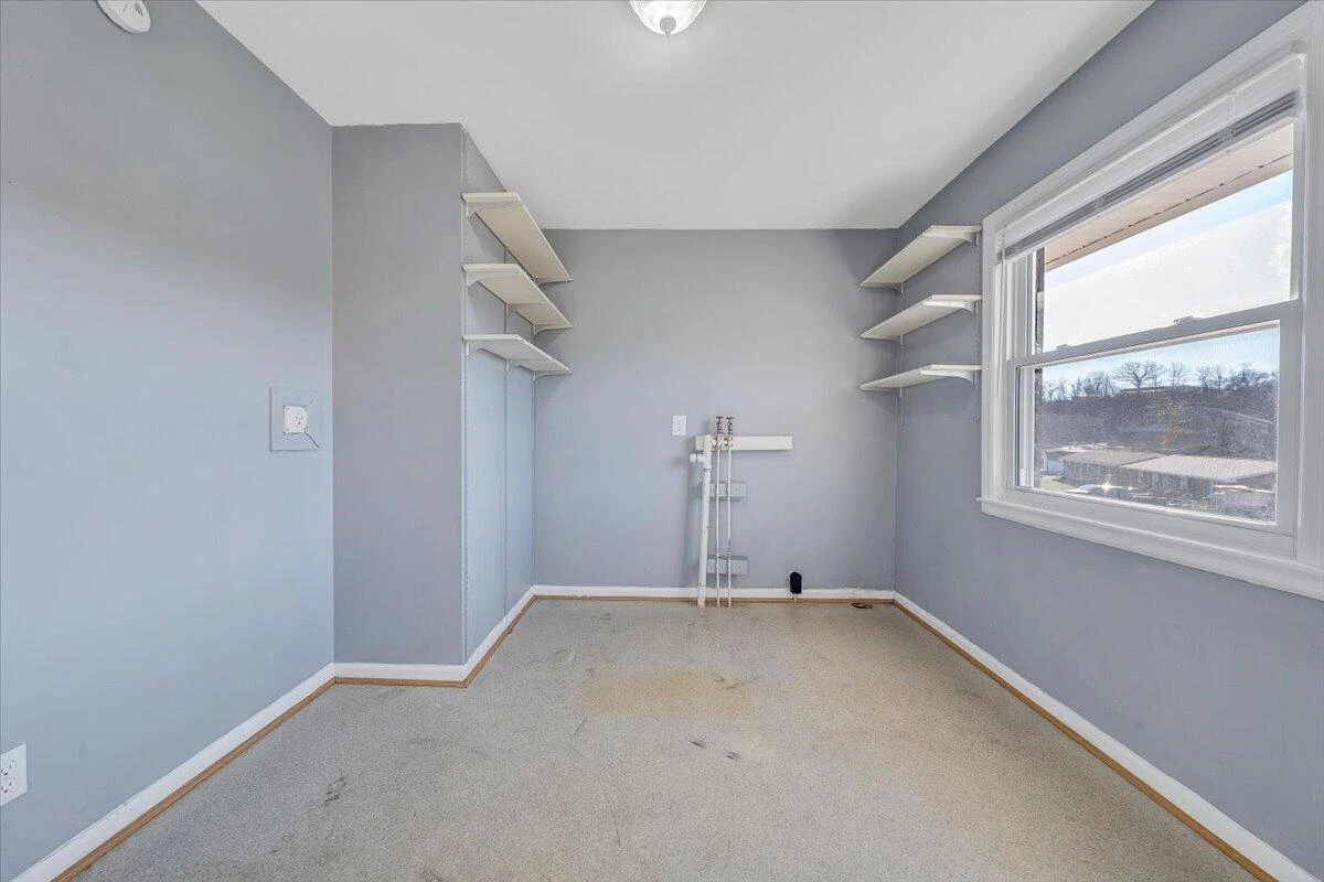 163 Tampa DR - Photo 16
