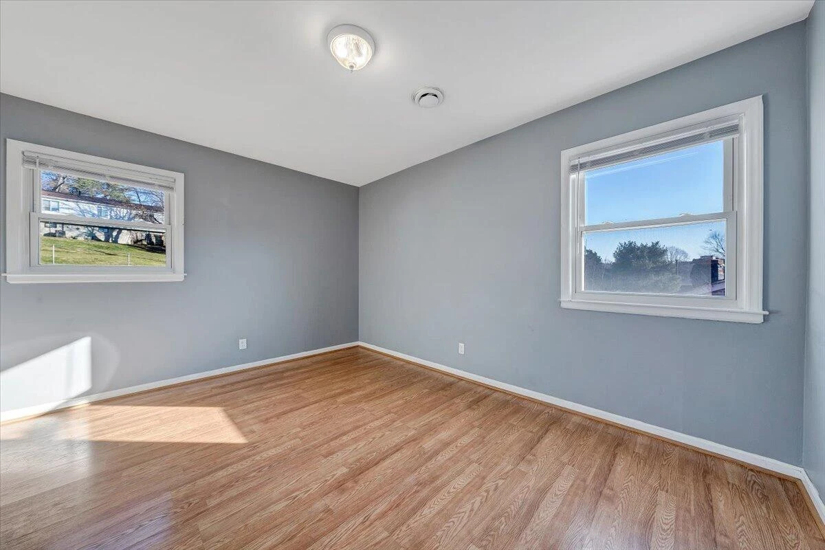 163 Tampa DR - Photo 18