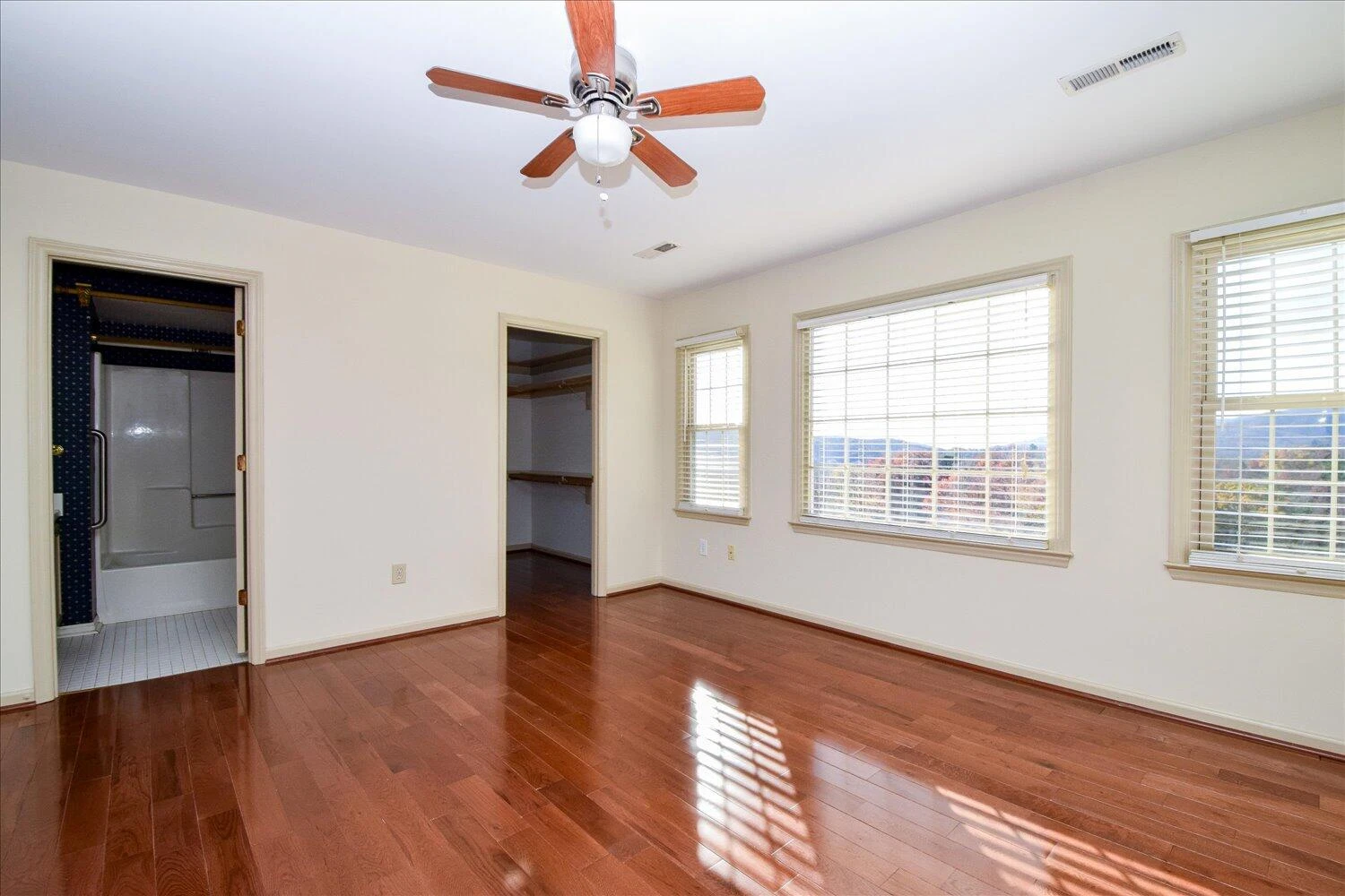 3750 Kenwick TRL - Photo 12