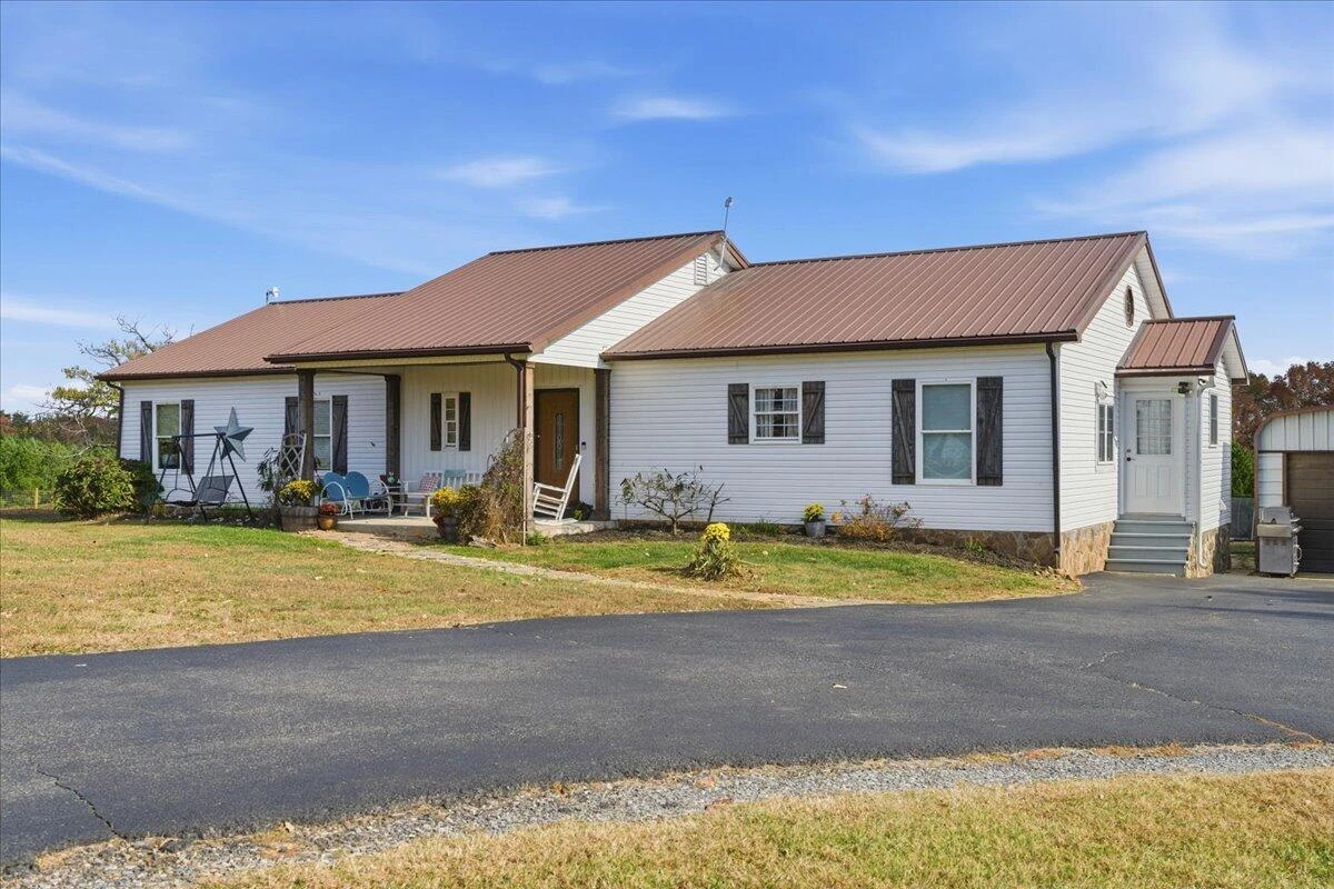 1618 Quaker Church RD - Photo 3