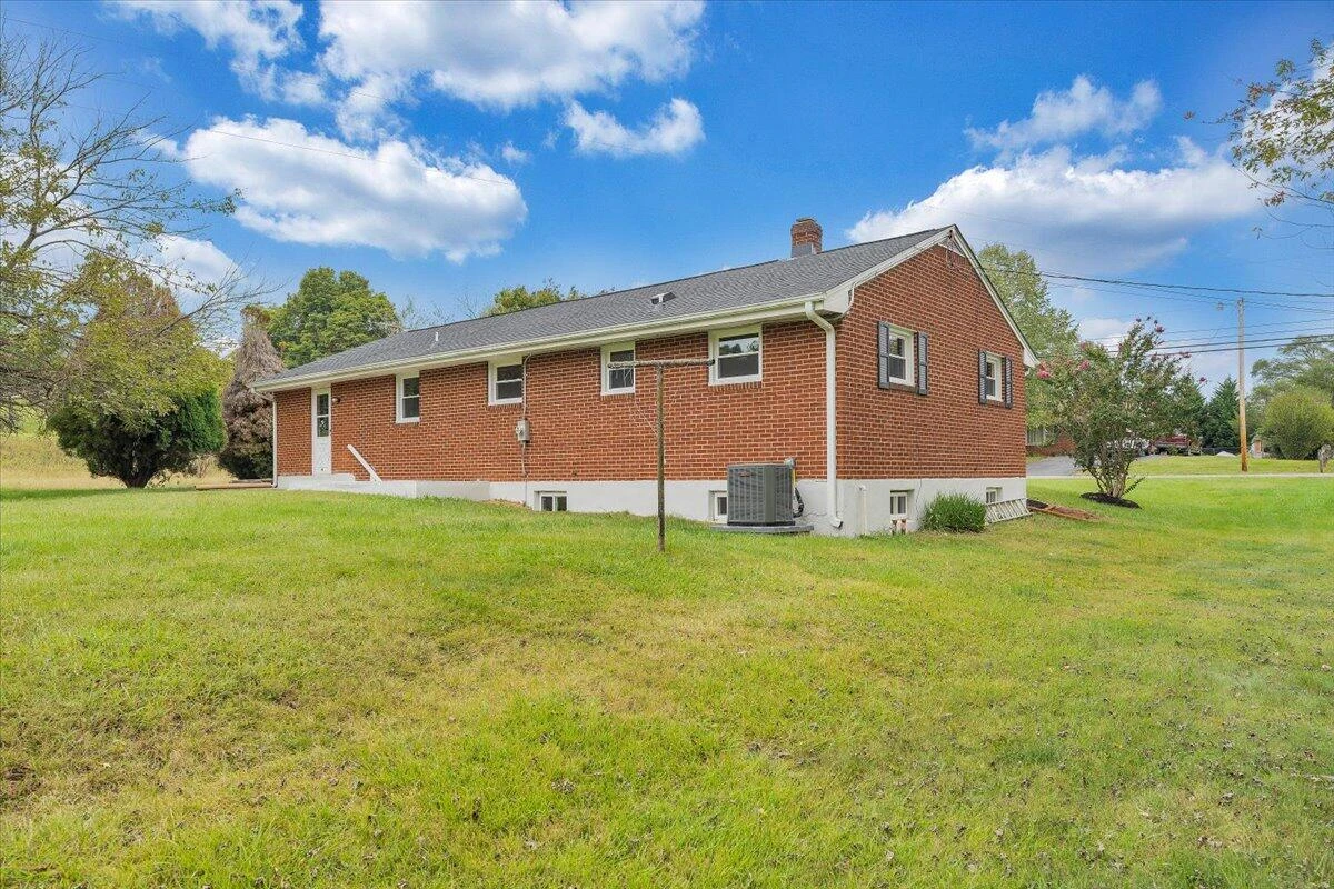 117 Blue Ridge DR - Photo 9