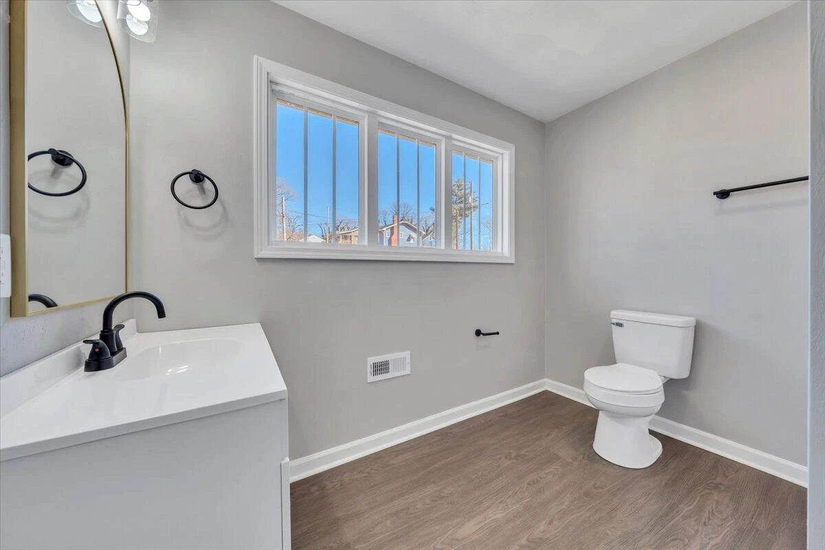 1225 15th ST SE - Photo 24